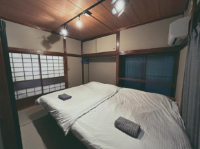 West Shinjuku, Close to Station, Semi-Japanese Style, Sleeps 8
